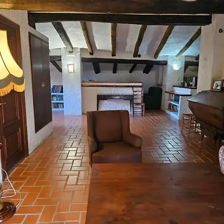 Chalet Moli Dels Aubins *